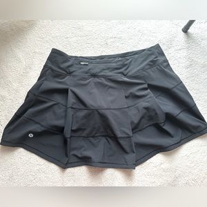 MINT CONDITION Size 10 Tall Black Lululemon tennis skirt
